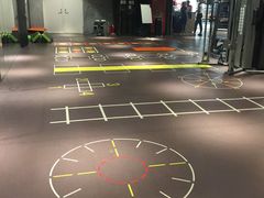 -VLines耀能运动24小时·月付制健身(京广桥店)