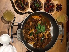 -隔壁老王·家常云南菜(花巷店)