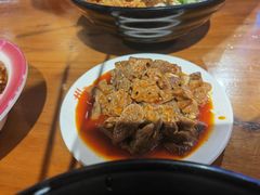 -爆炸头阿姨小四川正宗川味小吃(无任何分店)