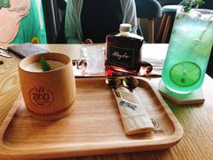 -ZING COFFEE 镜咖啡