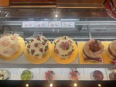 -花花卷卷·鲜食蛋糕(静安久光百货店)