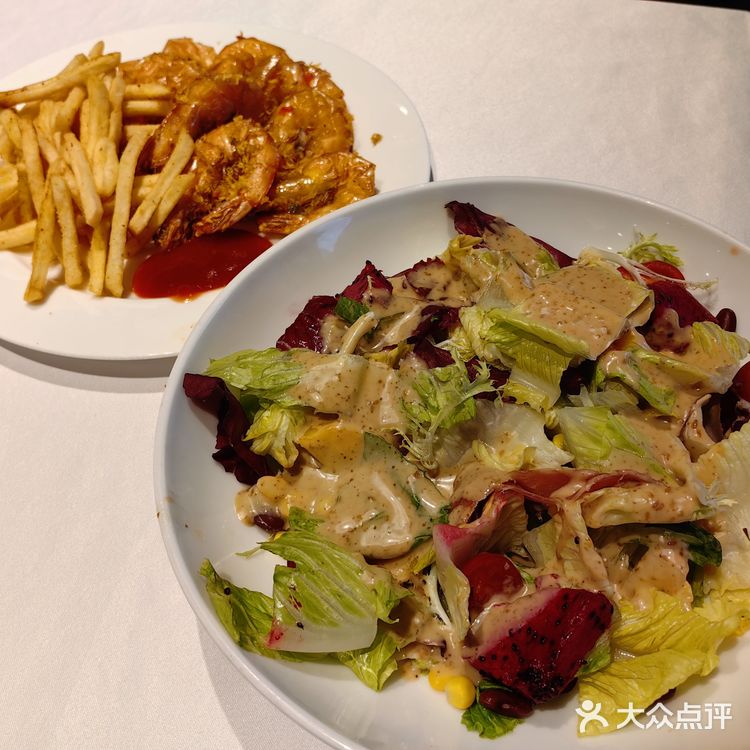 低评分小店也有好味道｜北京夜景最棒的餐厅没有之一