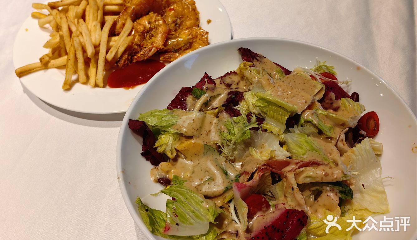 低评分小店也有好味道｜北京夜景最棒的餐厅没有之一