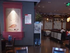 -八府香鸭·啫啫煲(华山路店)