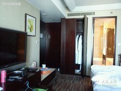 -上海龙之梦万丽酒店