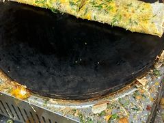 -正宗杂粮煎饼香软鸡蛋饼