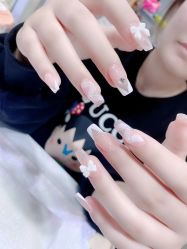 -董小姐日式美甲美睫·皮肤管理
