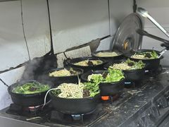 -曹宝林砂锅麻辣烫(星光路店)