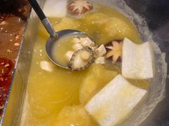 红颜花胶鸡锅-湊湊火锅·茶憩(杭州湖滨银泰in77店)
