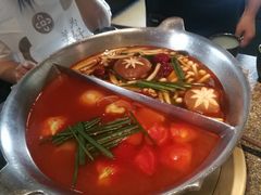 -湊湊火锅·茶憩(新中关购物中心店)