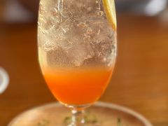 -Chom Cafe and Restaurant