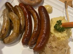 -LENBACH兰巴赫西餐啤酒坊(大连东港店)