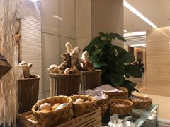 -湖景知味西餐厅•自助餐• 轻食(南京金茂威斯汀大酒店)
