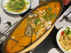 冬阴功汤富贵生鱼-金厨泰国餐厅·全泰籍厨师料理(拱北店)