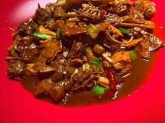 -堂瓦里·33年传统赣菜(第一街区店)