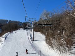 -亚布力新体委滑雪场