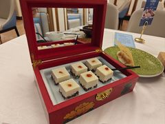 -品海楼·大连海胆锅贴馆(东港店)