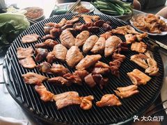 -小辣椒汤锅烧烤(温泉南街店)