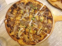 果木香风味烤鸭比萨-必胜客(集美杏东店)