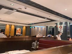 -海底捞火锅(杭州庆春路夜宵主题店)