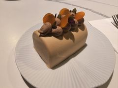-潮一不贰·法式甜品·生日蛋糕·西式简餐(外滩店)