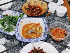 -记忆湘菜馆(芙蓉镇店)