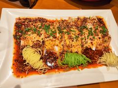 -有红鸡毛店·川菜(建设路店)