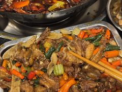 -鸿顺老铁锅美蛙鱼府(解放碑店)