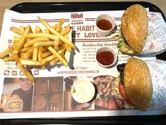 -The Habit Burger Grill 哈比特汉堡(爱琴海店)