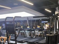 -超鹿运动(达信大厦店)