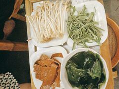 -宽田火锅(几江荣华店)