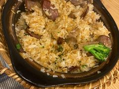 -忆食尚腊味煲仔饭(华南城店)