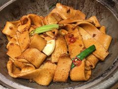 -70后饭吧(府河街店)