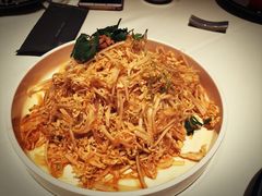 -八府香鸭·啫啫煲(华山路店)