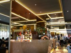 -大中华希尔顿酒店-念自助餐·嗨啤·小龙虾