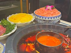 -爱你您·自家鱼塘·活水喷泉鱼火锅(八里店)