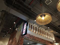 大堂-炉小二铜锅牛蛙•川湘菜(三里屯店)