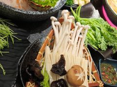 -湊湊火锅·茶憩(打浦桥日月光店)