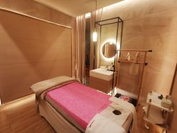 -苑苑vbeauty科技美容SPA