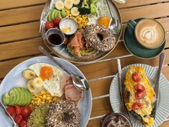 三文鱼营养餐-ommo cafe(半岛城邦店)