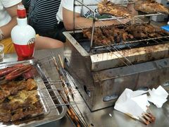 -雷哥烧烤(丰储街店)