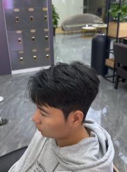 -藤野造型烫染·漂发