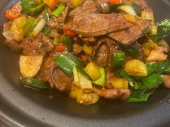 -云海肴·汽锅鸡·云南菜(天山百盛优客店)