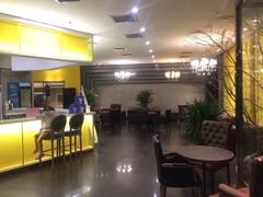 -超越健身中心(友谊店)