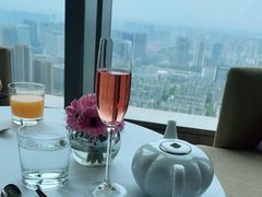 靠窗位-悦厅·下午茶(杭州柏悦酒店)
