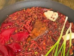 -黄潇洒老火锅(九眼桥宏济巷店)