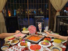 -二荆条·蜀鲜汇城市森林火锅