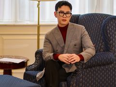 -深圳富苑皇冠假日套房酒店
