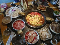 -蜀辣居鲜货老火锅(双流万达店)