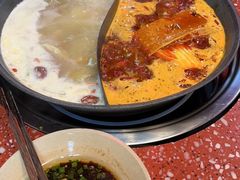 -赵美丽·重庆社区火锅·直营店(火车东站·中豪国际店)